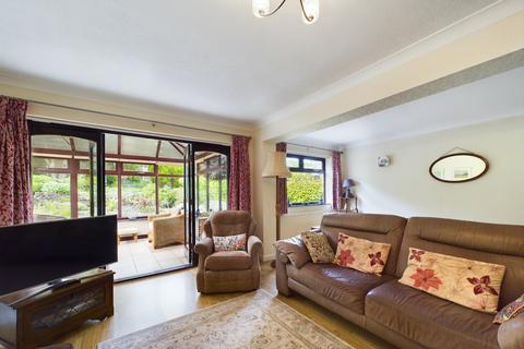 3 bedroom detached bungalow for sale, Coopers Green, Wollaton, Nottingham, Nottinghamshire, NG8