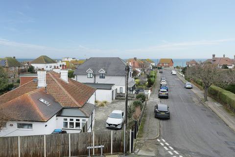 4 bedroom semi-detached house for sale, Grenham Bay Avenue, Birchington, CT7