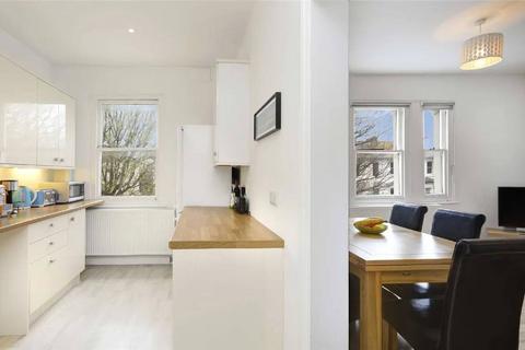 2 bedroom flat to rent, Southwark Bridge Road, SE1