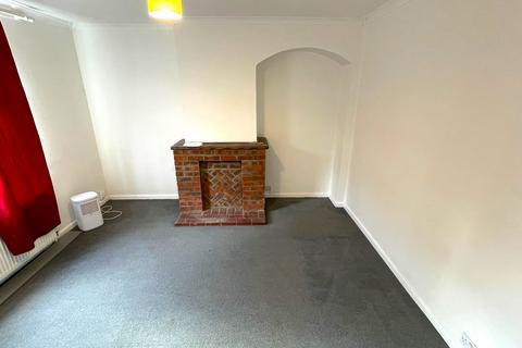 3 bedroom house to rent, Tilney Road, Dagenham RM9