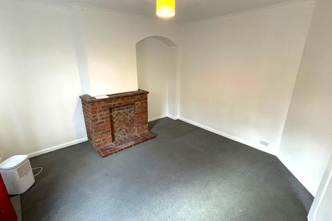 3 bedroom house to rent, Tilney Road, Dagenham RM9