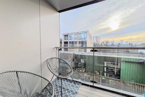 2 bedroom apartment to rent, Bellville House, 77 John Donne Way, London, SE10