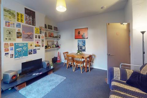 5 bedroom terraced house to rent, 4 Annesley Grove, Nottingham, Nottinghamshire, NG1