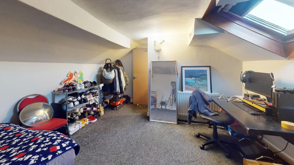 4-Annesley-Grove-Bedroom