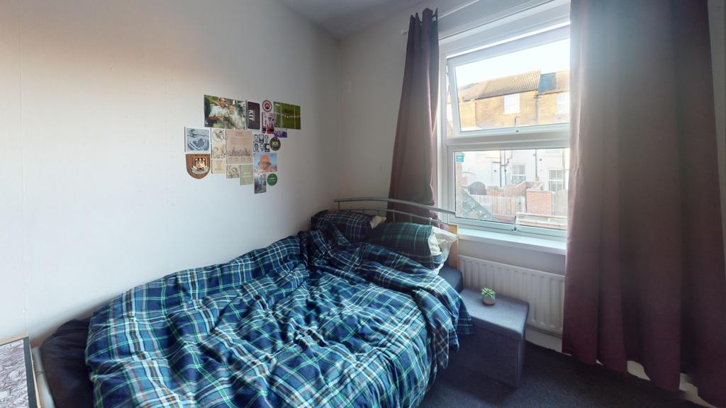 4-Annesley-Grove-Bedroom 2