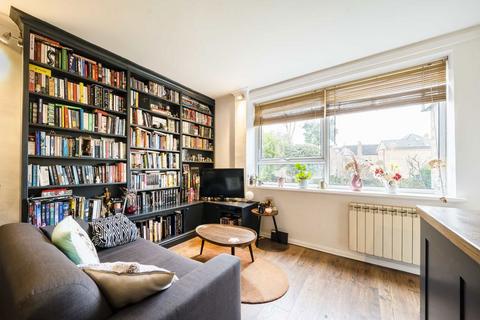 1 bedroom flat for sale, Teddington Park Road, Teddington TW11