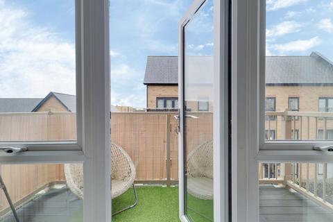 9 Falcon Way, South Ockendon, RM15 5FW