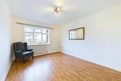 2 bedroom flat to rent, Flat 6 Bole Hill Close, Walkley, Sheffield