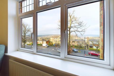 2 bedroom flat to rent, Flat 6 Bole Hill Close, Walkley, Sheffield