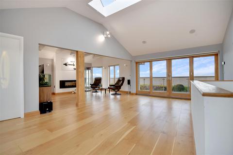 5 bedroom detached house for sale, Sea View Promenade, St. Lawrence, Southminster