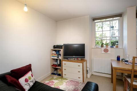 1 bedroom apartment to rent, Walcot Street, Bath BA1