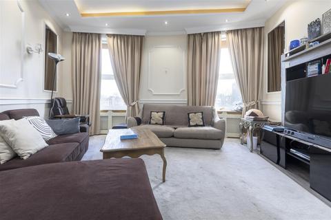 3 bedroom flat for sale, Old Brompton Road, London SW7