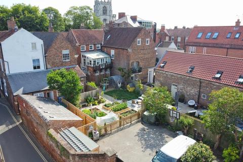 6 bedroom townhouse for sale, North Bar Within, Beverley