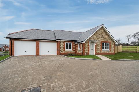 3 bedroom detached bungalow for sale, Monks Hill, Westbourne PO10