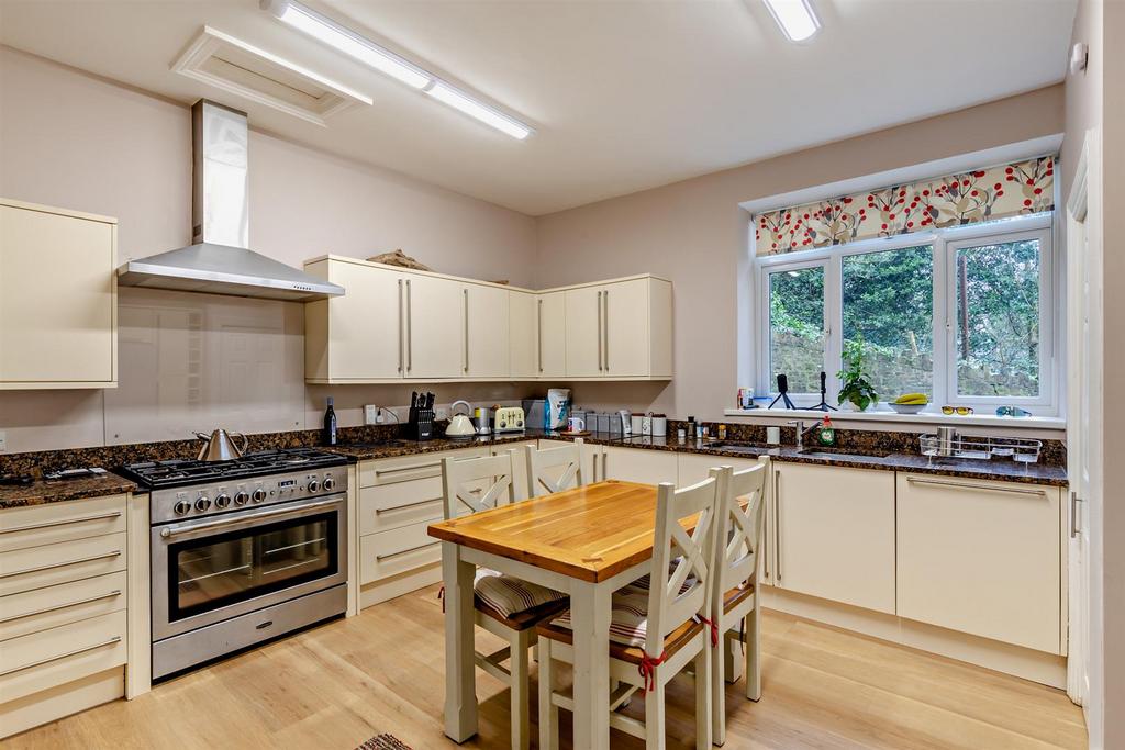 Kitchen ground floor flat