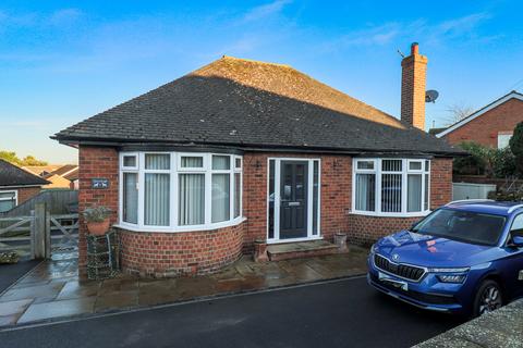 2 bedroom detached bungalow for sale, Burlyn Road, Hunmanby YO14