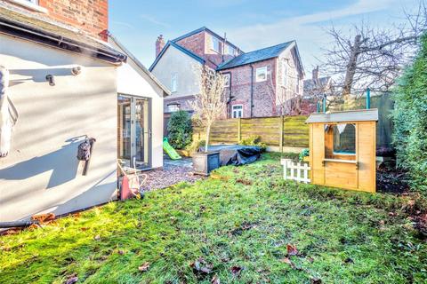 4 bedroom semi-detached house for sale, Walton Road, Altrincham