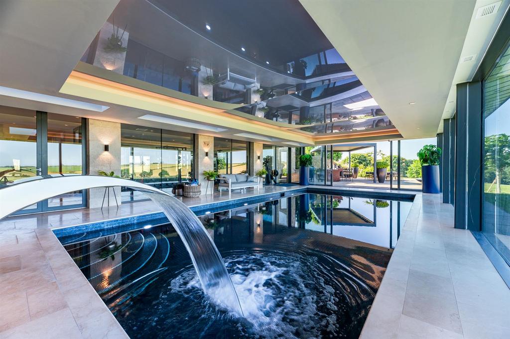 Leisure Suite