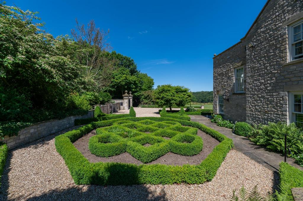 Parterre garden