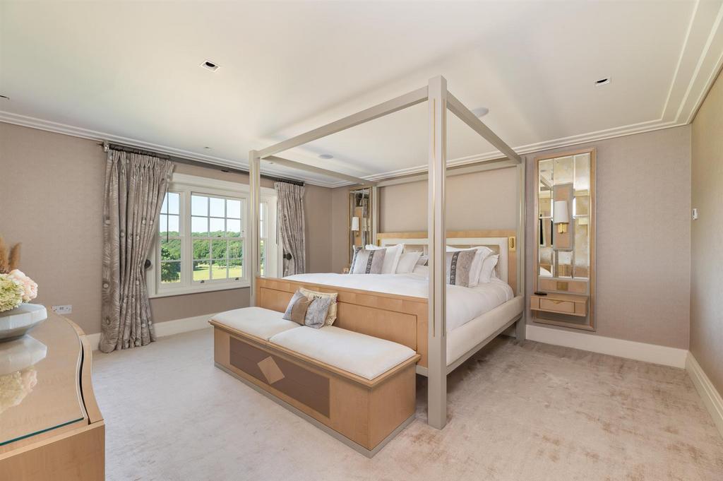 Guest Bedroom Suite