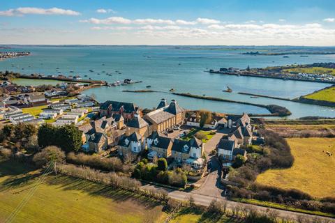 5 bedroom detached house for sale, Saltcote Maltings, Heybridge, Maldon, Essex, CM9