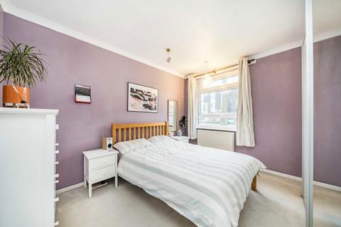 3 bedroom flat for sale, Pathfield Road, London SW16