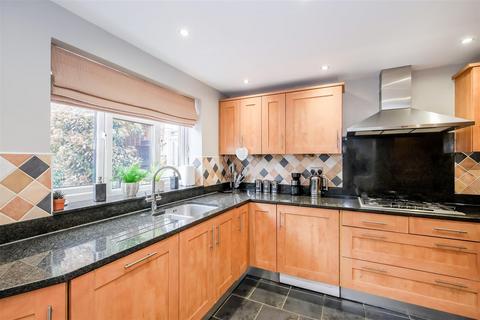 75 Larkshall Road, London, E4 6PD