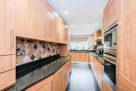 75 Larkshall Road, London, E4 6PD