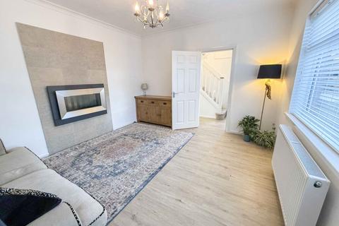 87 Booth Crescent, Waterfoot, Rossendale, BB4 9BU