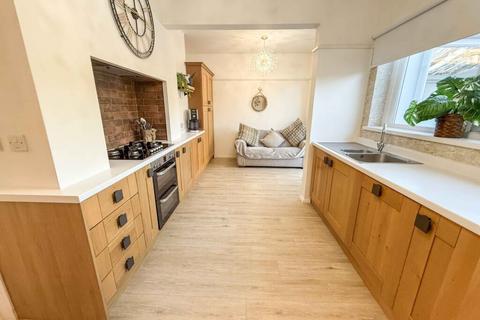 87 Booth Crescent, Waterfoot, Rossendale, BB4 9BU