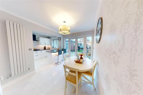 13 Russet Close, Stanford-le-hope, SS17 8AH