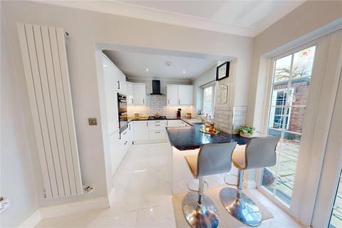 13 Russet Close, Stanford-le-hope, SS17 8AH