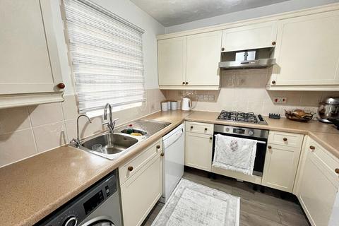 3 bedroom end of terrace house for sale, Newhurst Park, Trowbridge BA14