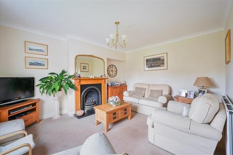 3 bedroom semi-detached house for sale, Salisbury Road, Banstead