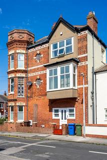 4 bedroom townhouse for sale, Queen Street, Withernsea