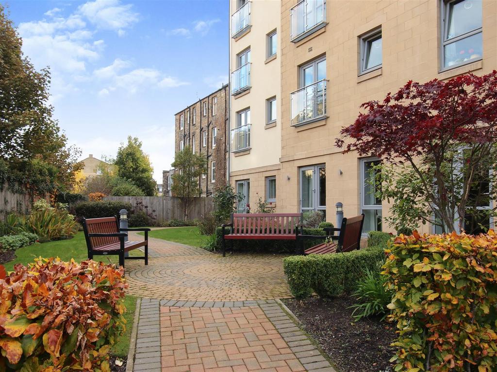 Rear Courtyard.jpg