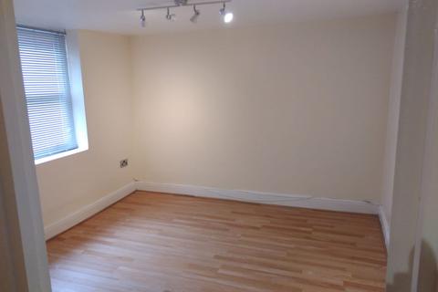 3 bedroom terraced house for sale, Redbourne Drive, London SE28