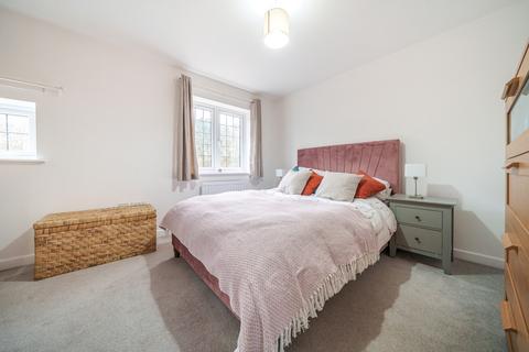 2 bedroom semi-detached house for sale, Trigg Way, Bury St Edmunds, IP32