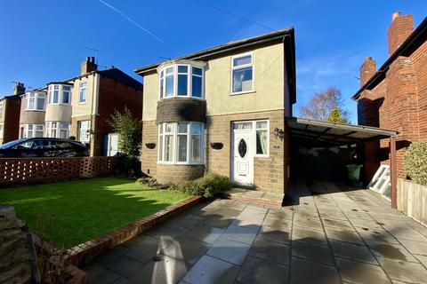 3 bedroom detached house for sale, Edge Top Road, Thornhill, Dewsbury