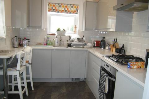 3 bedroom terraced house to rent, Upper Wellington Road, Brighton BN2