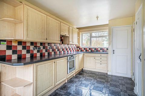 69 Pond Close, Overton, Basingstoke, RG25 3LZ