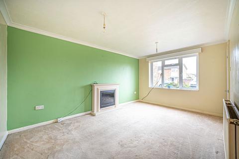 69 Pond Close, Overton, Basingstoke, RG25 3LZ