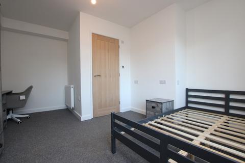 1 bedroom house of multiple occupation to rent, Windmill Avenue, Kettering, Northamptonshire, NN16