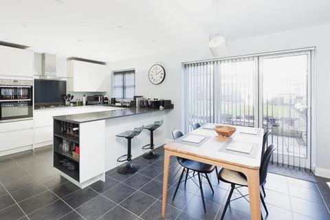 8 Old Marl Close, Sutton Coldfield, B75 5NF