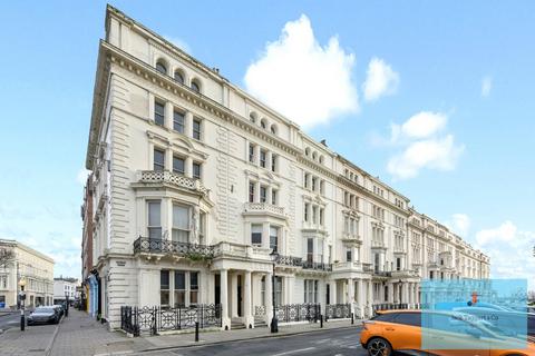 Palmeira Square, Hove, BN3