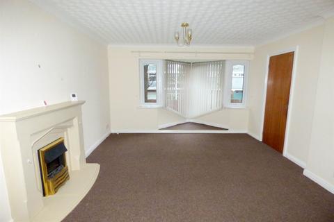 2 bedroom apartment to rent, Manor Court, South Shields