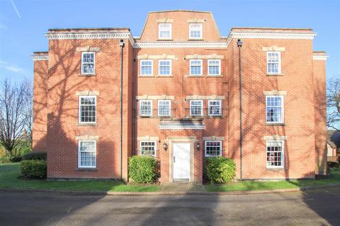 2 bedroom flat to rent, Stephen Neville Court, Saffron Walden CB11