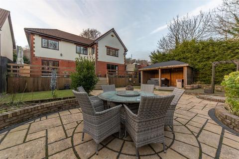 4 bedroom detached house for sale, Bryn Henry Gardens, Cwmbran NP44