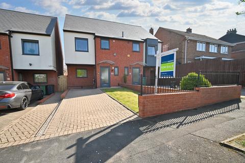 3 bedroom semi-detached house for sale, Sandringham Road, Wolverhampton WV4