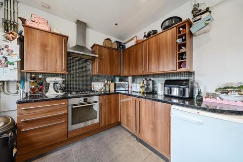 1 Fieldview, London, SW18 3HG